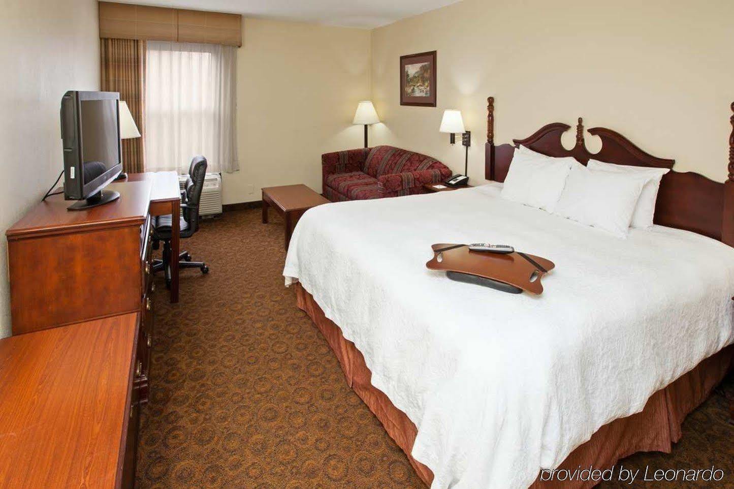 Hampton Inn Dickson Luaran gambar