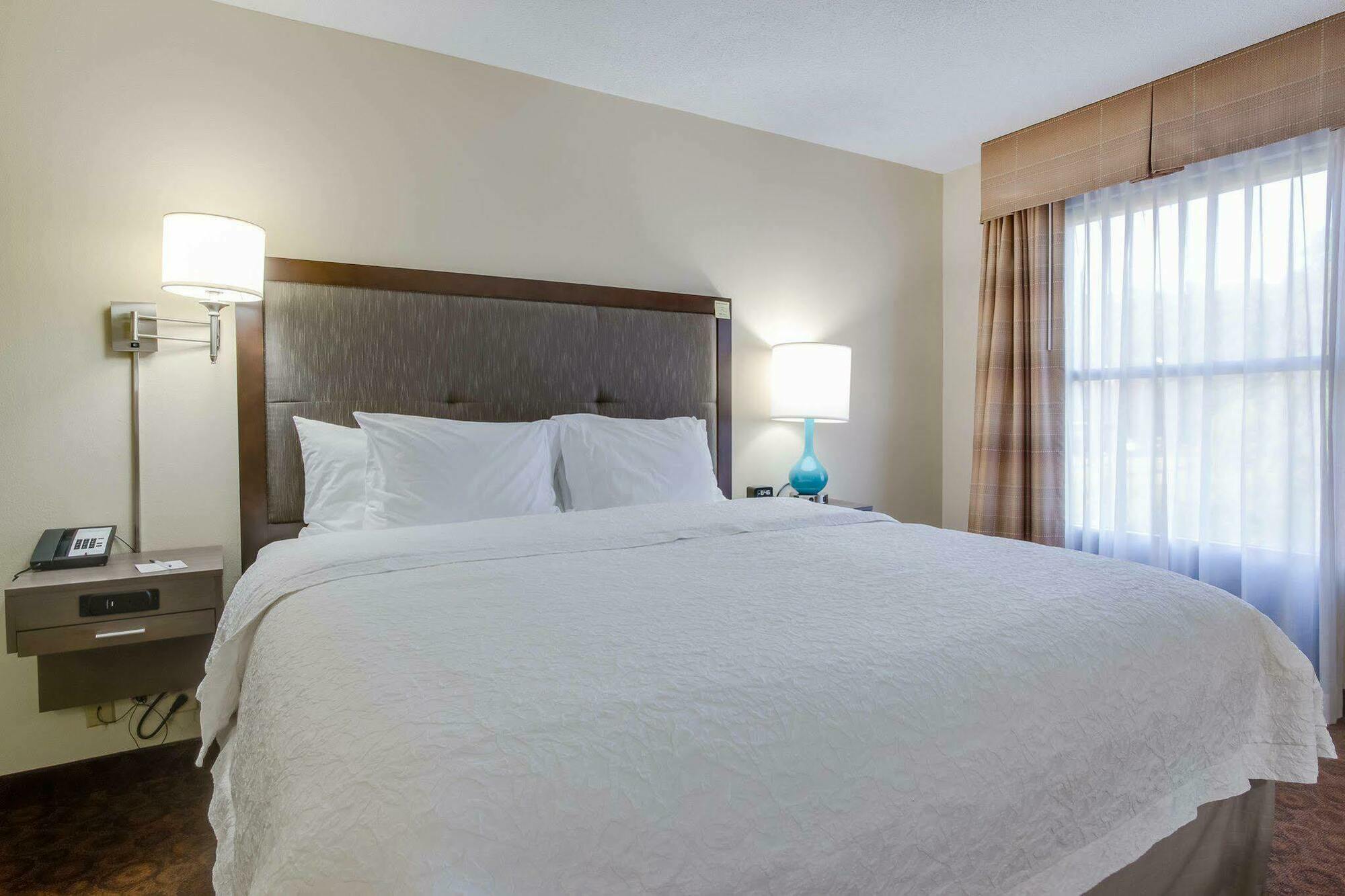 Hampton Inn Dickson Luaran gambar